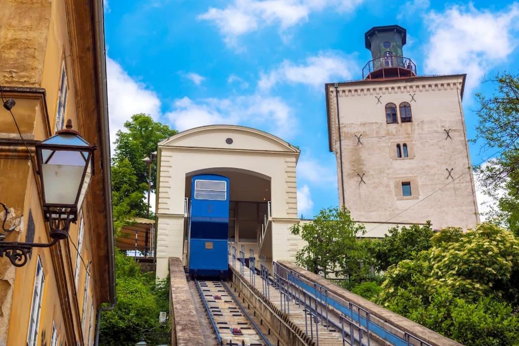 True Zagreb Centrally Located & Spacious Apartment ภายนอก รูปภาพ